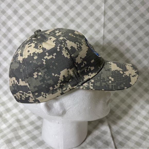 Columbus Blue Jackets Digital Camo Elk & Elk Adjustable Hat Cap Men NHL Hockey - Picture 2 of 6